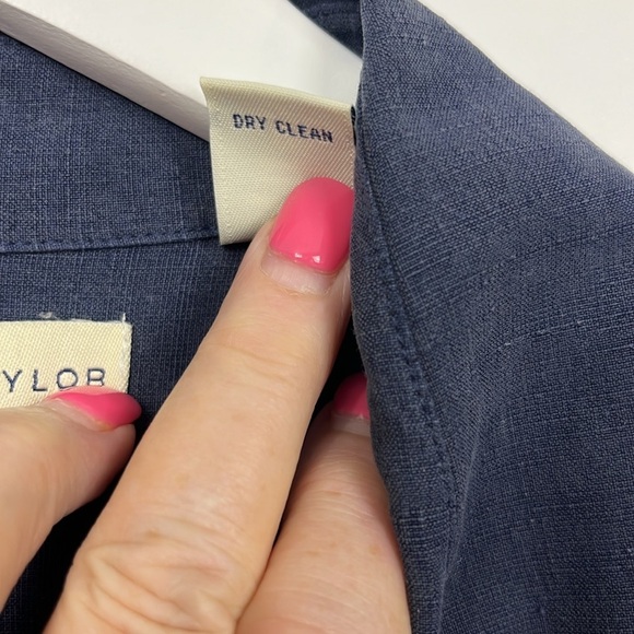 Lord & Taylor Womens Shift Dress 14 Navy Hidden Button Down Sleeveless 72% Silk - Picture 9 of 15